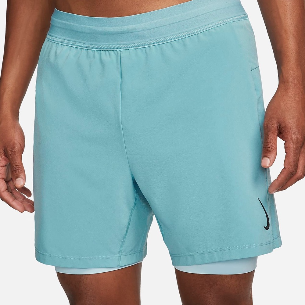 NWT Men’s Nike Yoga shorts!